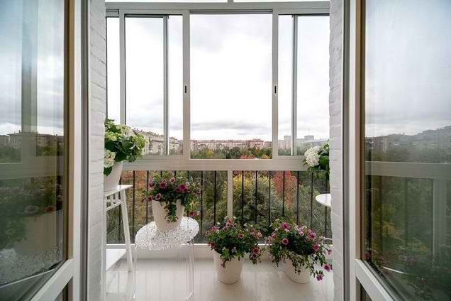 Французские балконные рамы